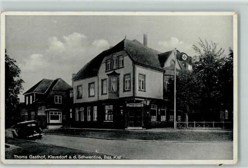 Klausdorf Gasthaus Thoms WK II Hakenkreuz Fahne AK