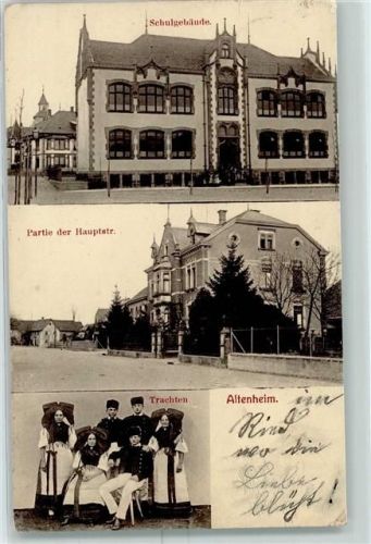 Altenheim Schulgebäude Partie der Hauptstraße Trachten