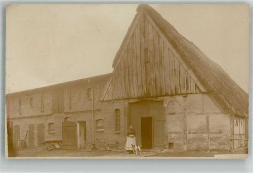 Kellinghusen 1911 Bauernhof Bäuerin Hund
