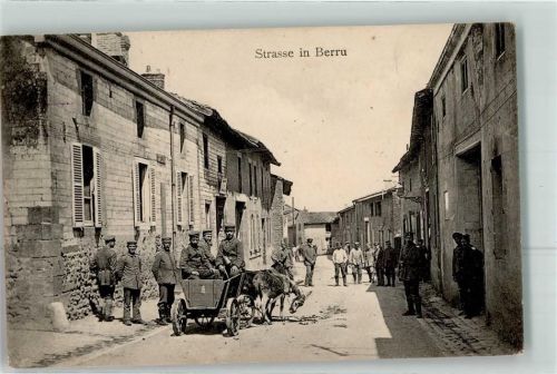Berru 1917 Straße Uniform