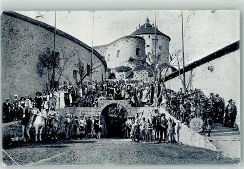 Kufstein 1905 Historisches Stadtfest 16. Juli 1905 Burg Tor Turm Pferde Speer Kostüm Schild