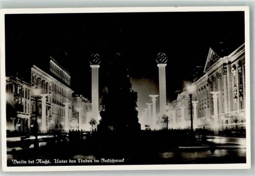 Berlin Mitte 1938 Unter den Linden im Festschmuck bei Nacht