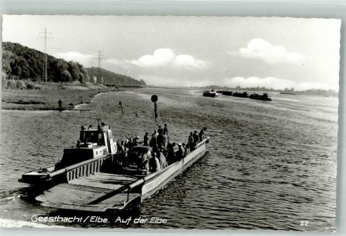 Geesthacht Fähre a.d. Elbe VW Käfer