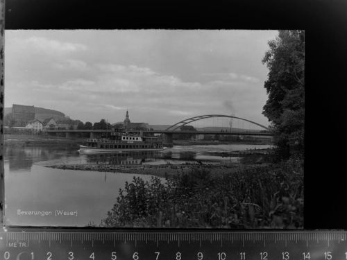 Beverungen Brücke, Schiff