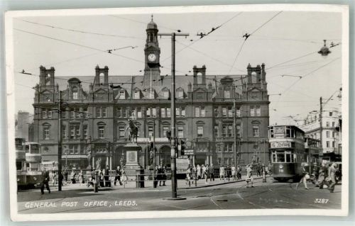 Leeds 1948 Postamt Denkmal Straßenbahn