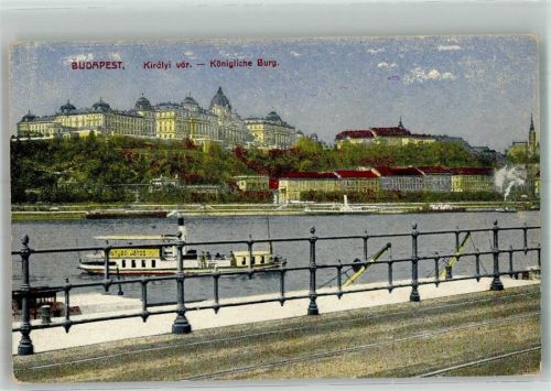 Budapest Königliche Burg Dampfschiff