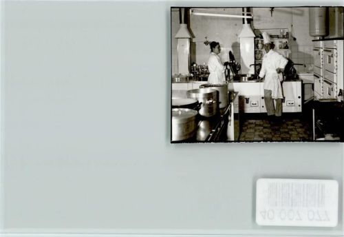 56299 W5401 Kobern-Gondorf FOTO KEINE AK Innenaufnahme Küche Koch