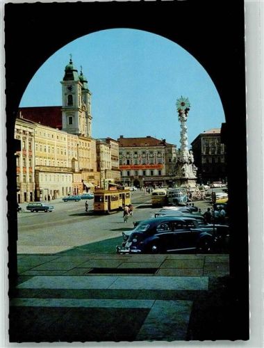 Graz VW Käfer Denkmal Straßenbahn Hauptplatz