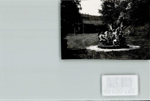 Bodenfelde Spielplatz Drehkarussel