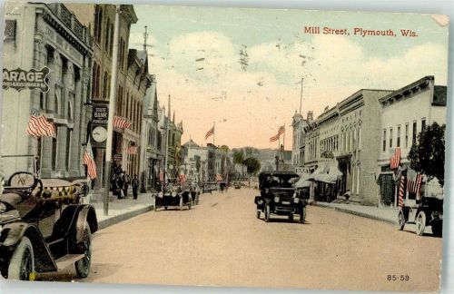 Plymouth 1926 Auto Mill Street