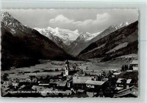 Fulpmes Ortsansicht gegen Stubaier Gletscher Stubaital