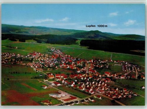 Tuningen Luftaufnahme Ortsansicht mit Lupfen