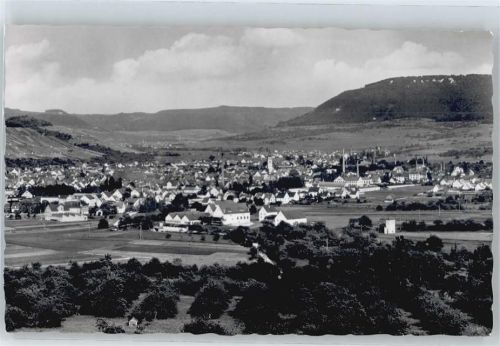 Metzingen Berg Feld Haus Baum
