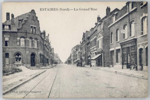 Estaires