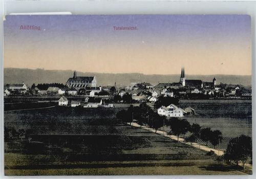 Altötting Gesamtansicht Feld Baum Straße Kirche