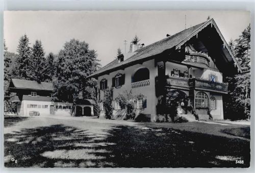 Schliersee Gaststätte Balkon WIese Baum