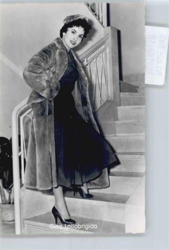 Gina Lollobrigida