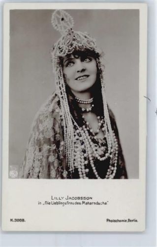 Lilly Jacobsson