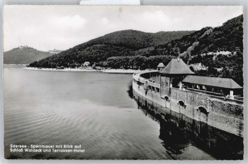 Edersee Edersee-Sperrmauer, Schloß Waldeck, Terrassen-Hotel