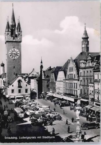 Straubing gel. 28.7.59, Ludwigsplatz mit Stadtturm, VW Käfer, Brunnen