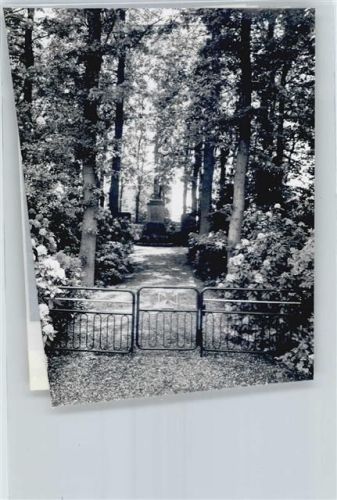Petersfehn Foto mit Negativ, Ehrenmal
