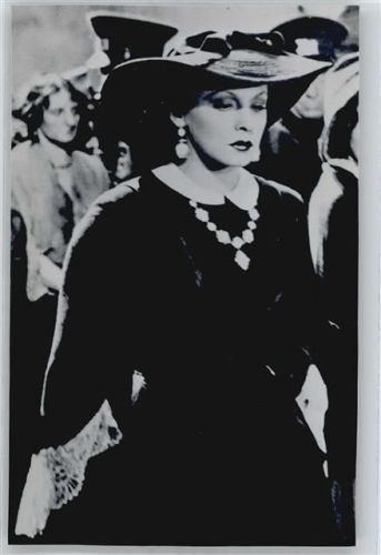 Leander Zarah