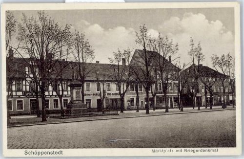Schöppenstedt Marktplatz, Kriegerdenkmal