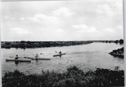 Westen Flusspartie, Ruderer