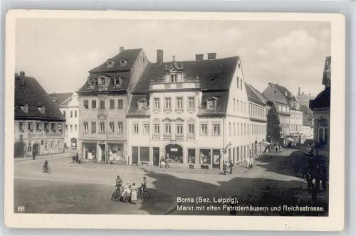 Borna Marktplatz mit alten Patrizierhäusern, Reichsstraße
