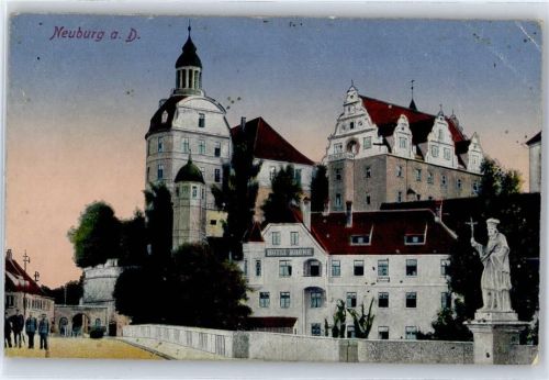 Neuburg Hotel Krone, Schloß