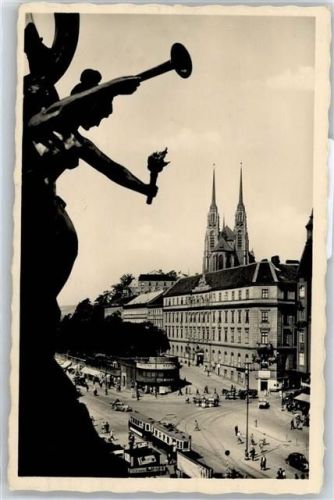 Brno Bahnhofplatz, Kirche, Straßenbahn