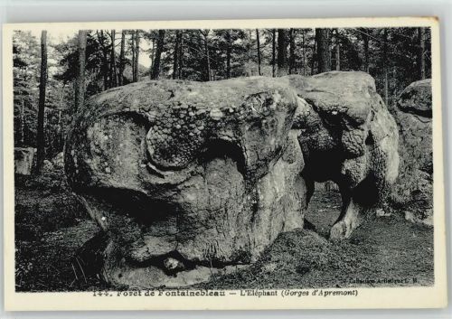 Elefanten aus Steine Foret de Fontainebleau