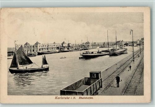 Karlsruhe Rheinhafen mit Binnenschiffe, Eisenbahngleise 1917 AK