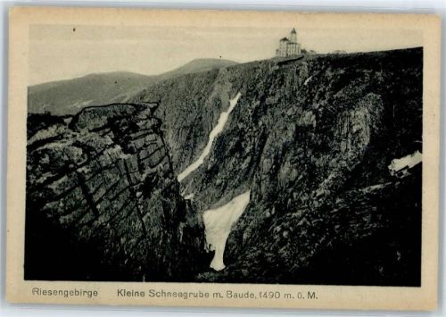 Kleine Schneegrube mit Baude