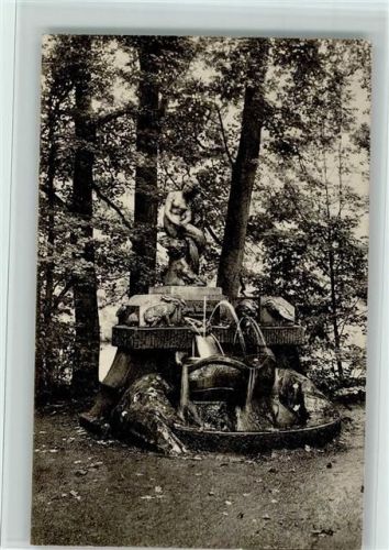 Meiningen Bechsteinbrunnen im Englischen Garten