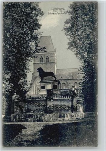 Ratzeburg Dom Löwendenkmal