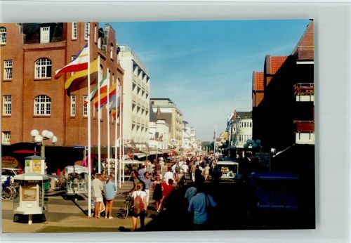 Westerland Friedrichstrasse Fußgängerzone Litfaßsäule Fahnen