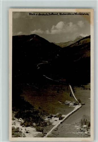 Bäckeralm Blick auf deutsches Zollamt Bäckeralm und Wendelstein Hüttenstempel