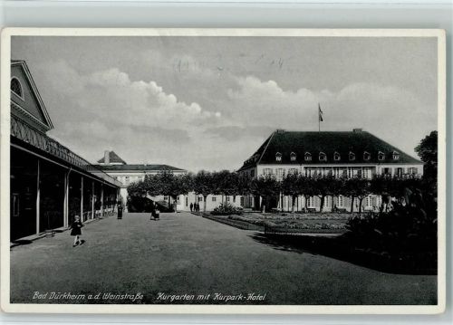 Bad Dürkheim Kurgarten mit Kurpark-Hotel