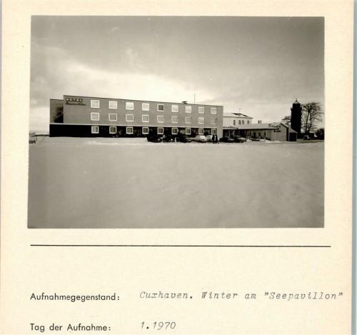 Cuxhaven Winter Seepavillon Foto montiert auf Karton