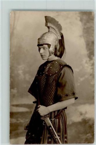 1913 Harcourt Williams?
