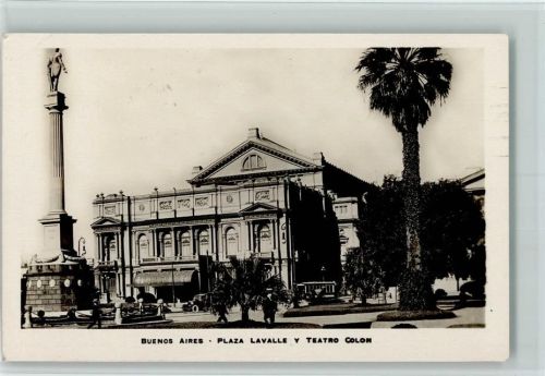 Buenos Aires Plaza Lavalle y Teatro Colon