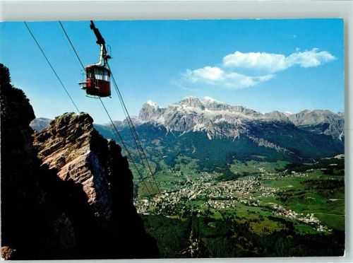 Cortina d'Ampezzo Funiva Cortina - Faloria verso le Tofane