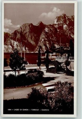 Torbole sul Garda Lago di Garda Giardini