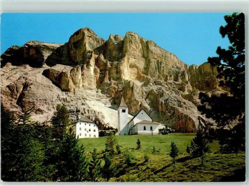 Dolomiten S. Croce in Badia Monte Croce Hl. Kreuz im Gadertal gegen Kreuz Kofel