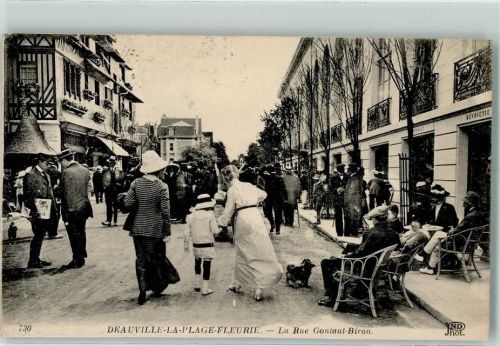 Deauville 1910 La Plage Fleurie , La Rue Gontaut-Biron AK