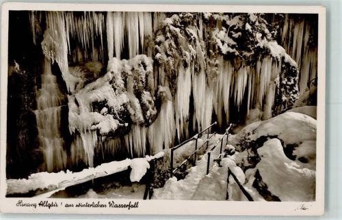 Hinang Winter Wasserfall