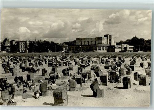 Warnemünde Strandhaus Strand Strandkörbe