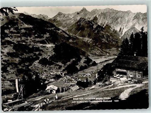 Schruns Blick vom Kropfen gegen Zimba Tschagguns Rodund