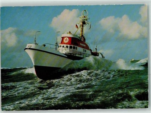 Rettungskreuzer in voller Fahrt AK